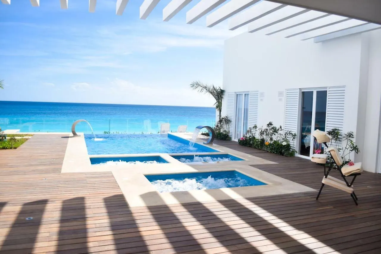 Oleo Cancun Playa All Inclusive Resort