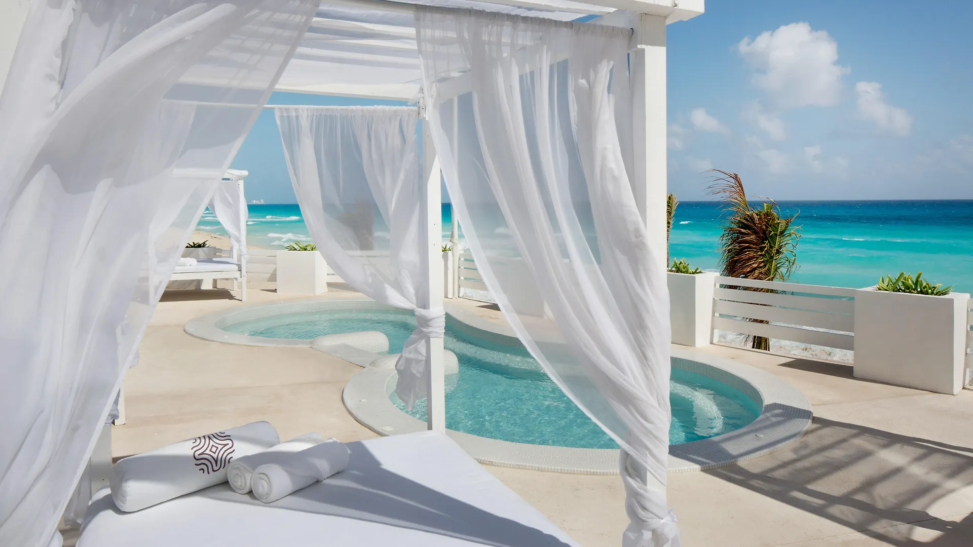 Oleo Cancun Playa All Inclusive Resort