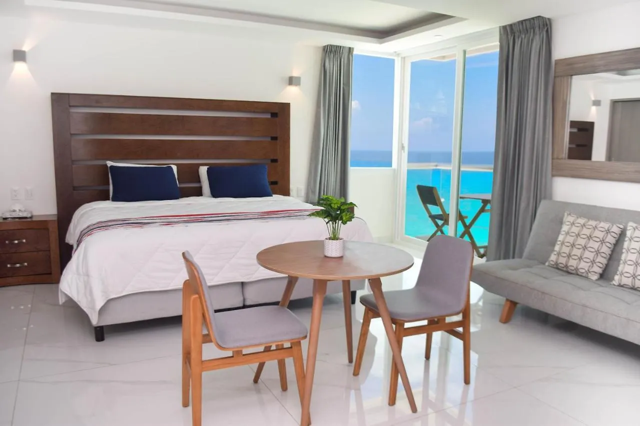 Oleo Cancun Playa All Inclusive Resort