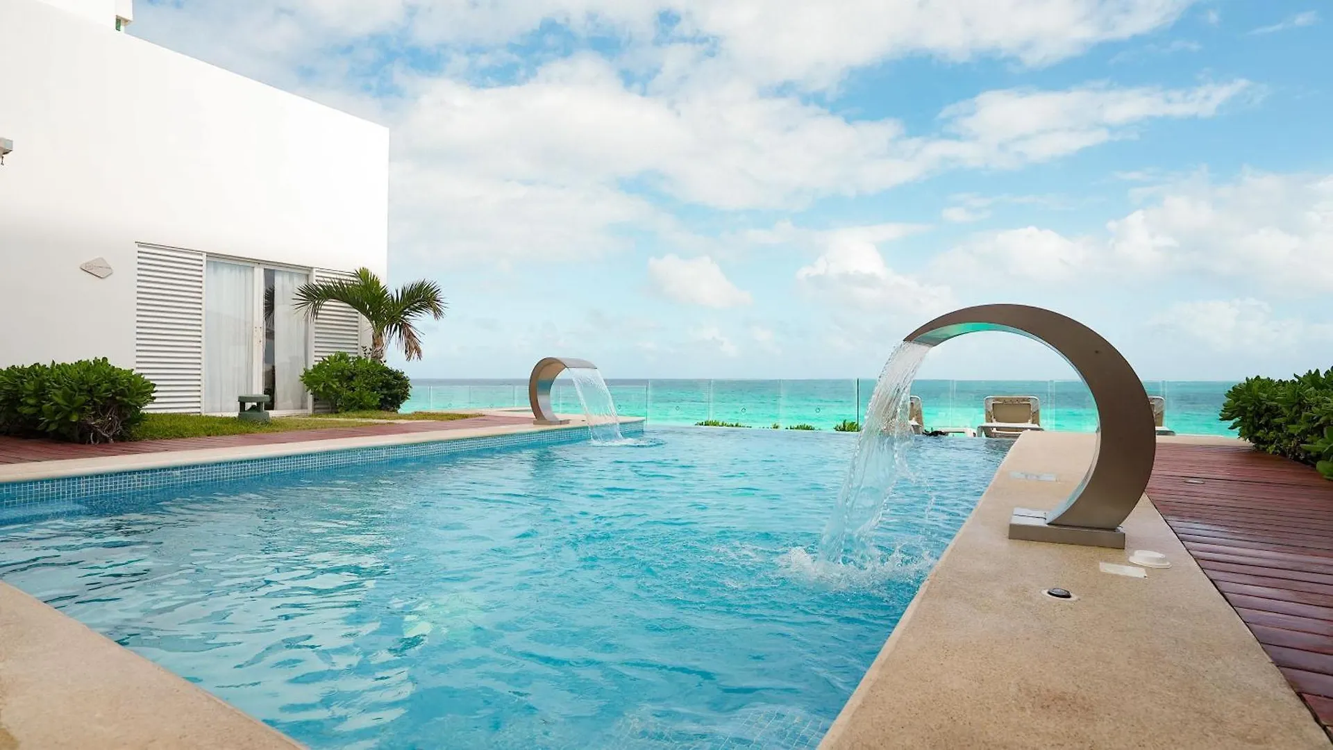 Oleo Cancun Playa All Inclusive Resort