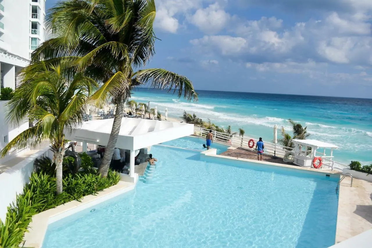 Oleo Cancun Playa All Inclusive Resort 4*,